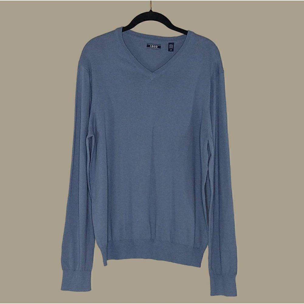 Izod Fieldhouse Blue V-neck Sweater Size Large NWT